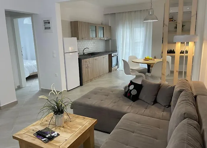 Anastasios\' Artwork Apartment